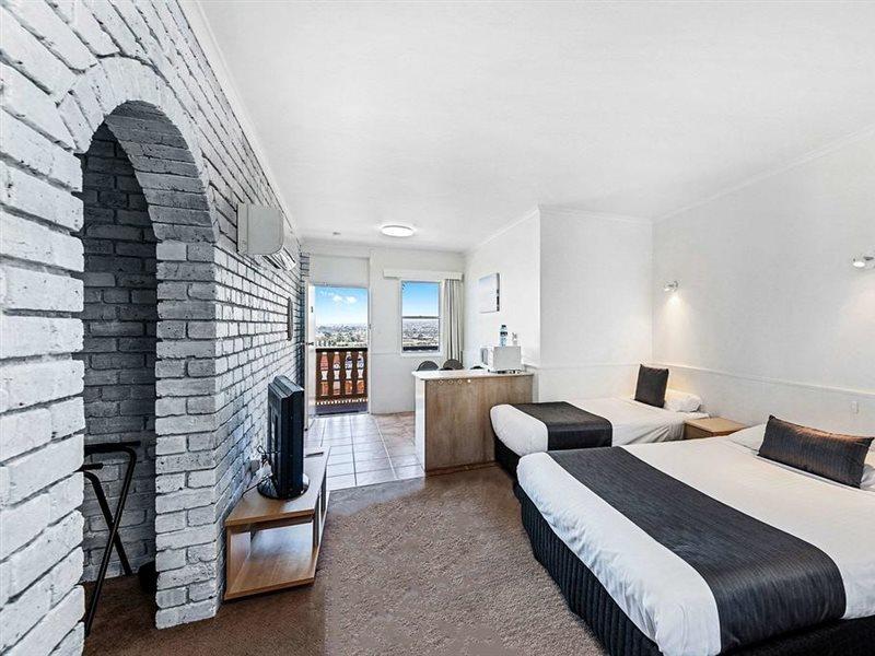 Hotel Coach House Launceston Extérieur photo