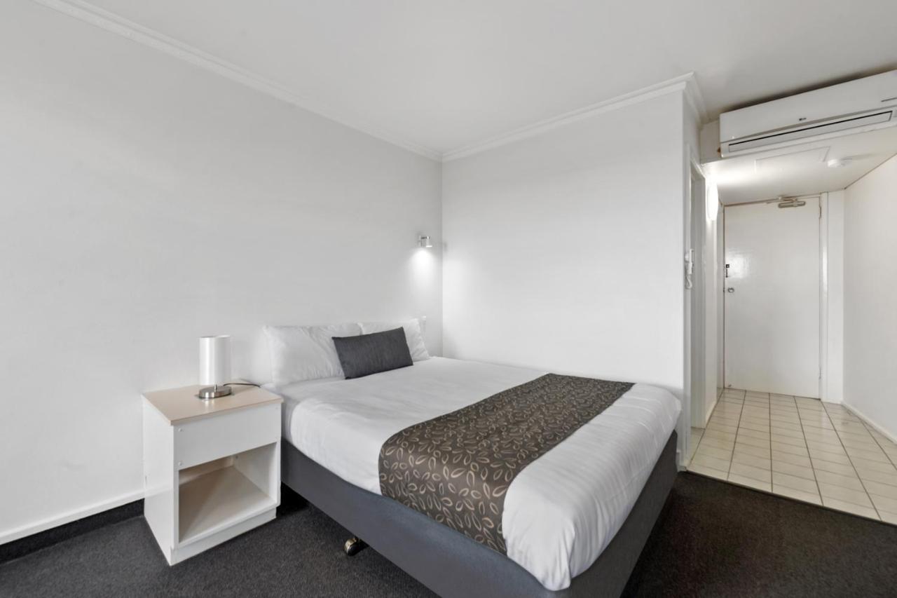 Hotel Coach House Launceston Extérieur photo