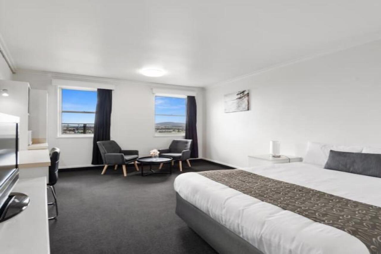 Hotel Coach House Launceston Extérieur photo
