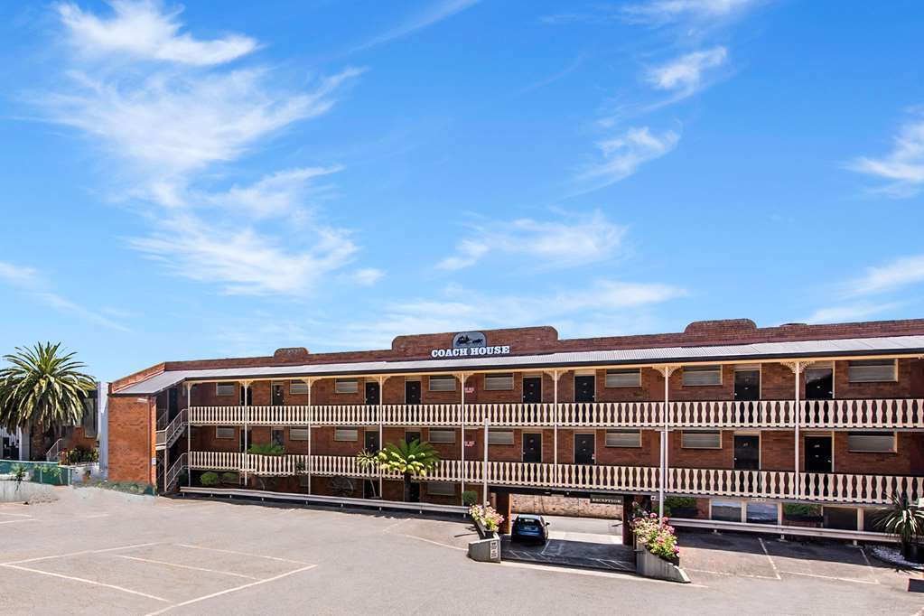 Hotel Coach House Launceston Extérieur photo