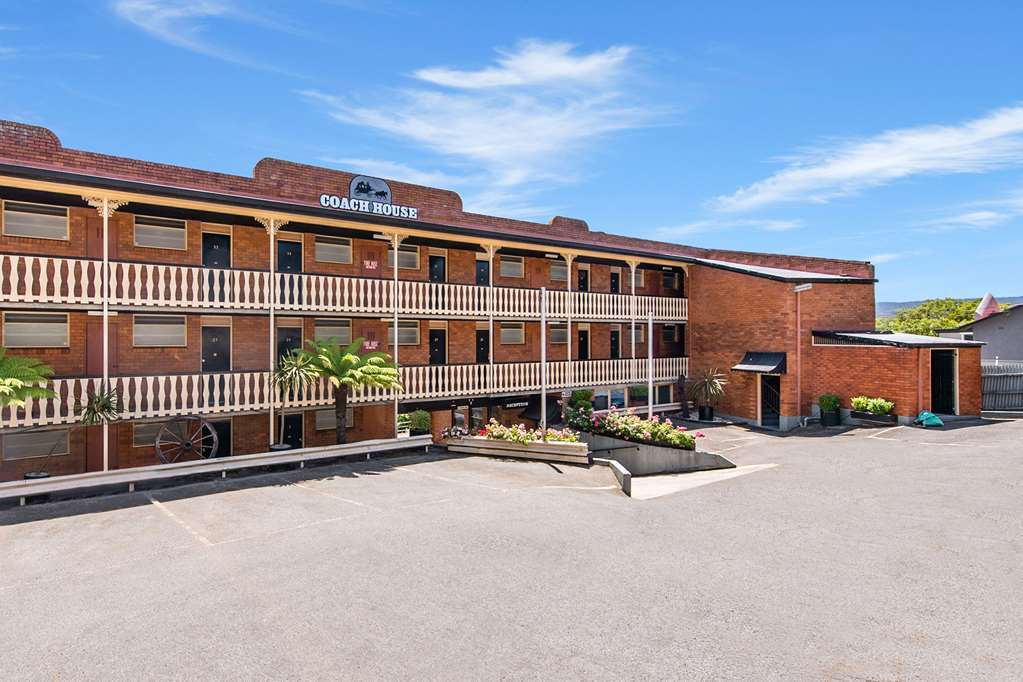 Hotel Coach House Launceston Extérieur photo